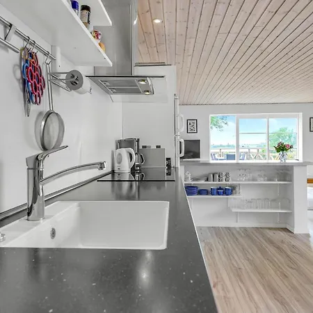 Beautiful In With House Sea View 斯泰厄