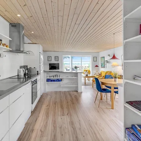 Beautiful In With House Sea View 公寓